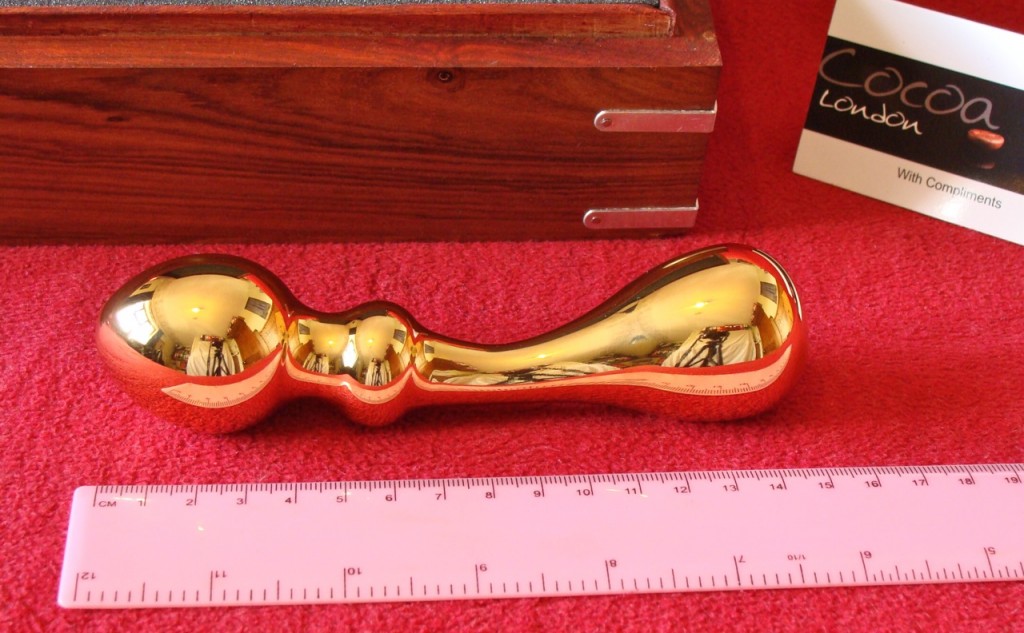 CocoaLondon Small Curved Gold Dildo review